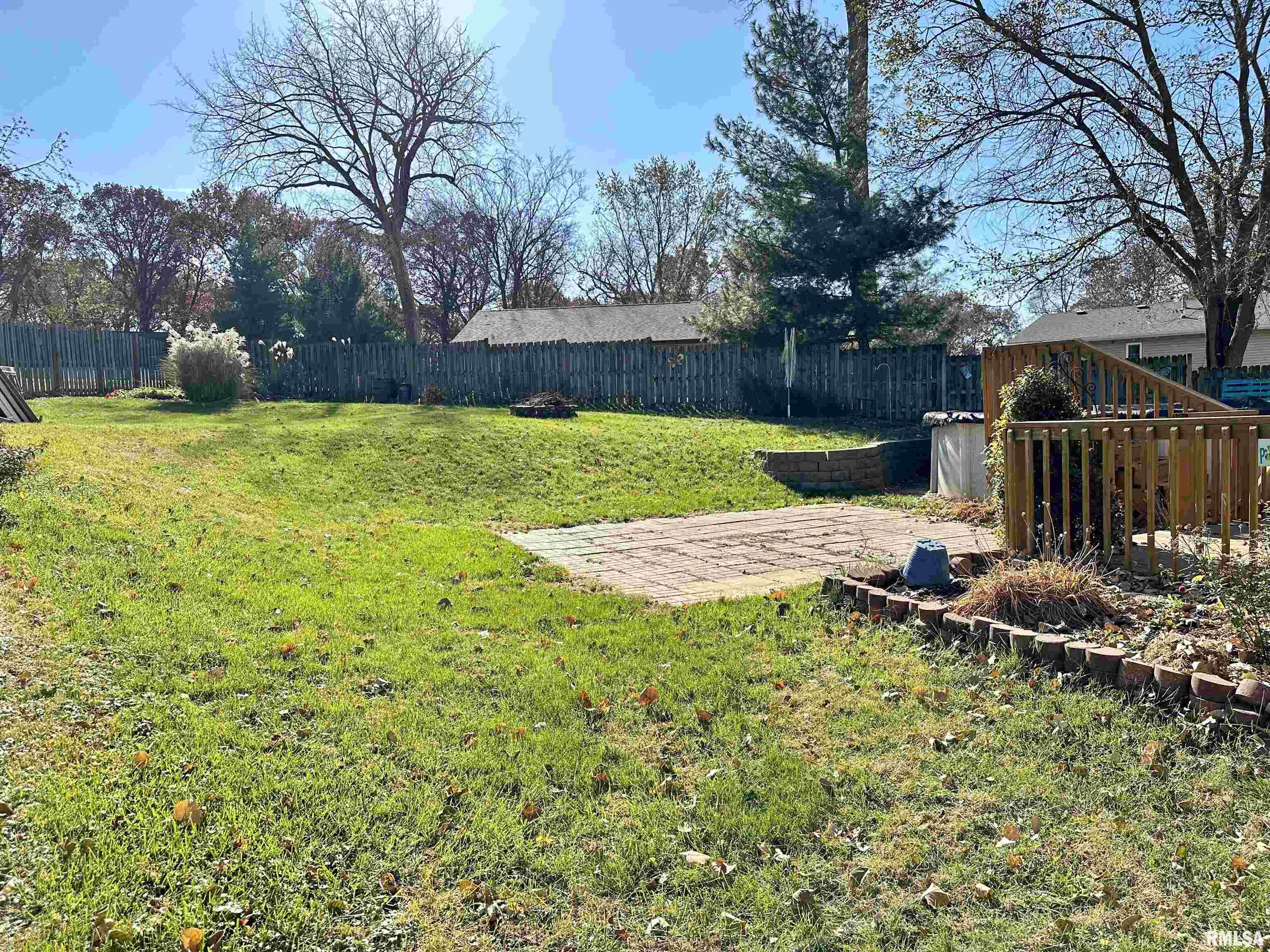 107 Dillon Road Marquette Heights, IL 61554 - Photo 8 of 42 Gallery Image 8