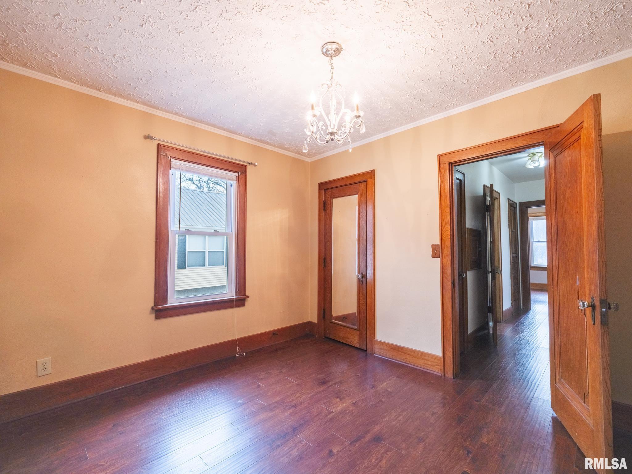 4110 West Southport Road Peoria, IL 61615 - Photo 24 of 35