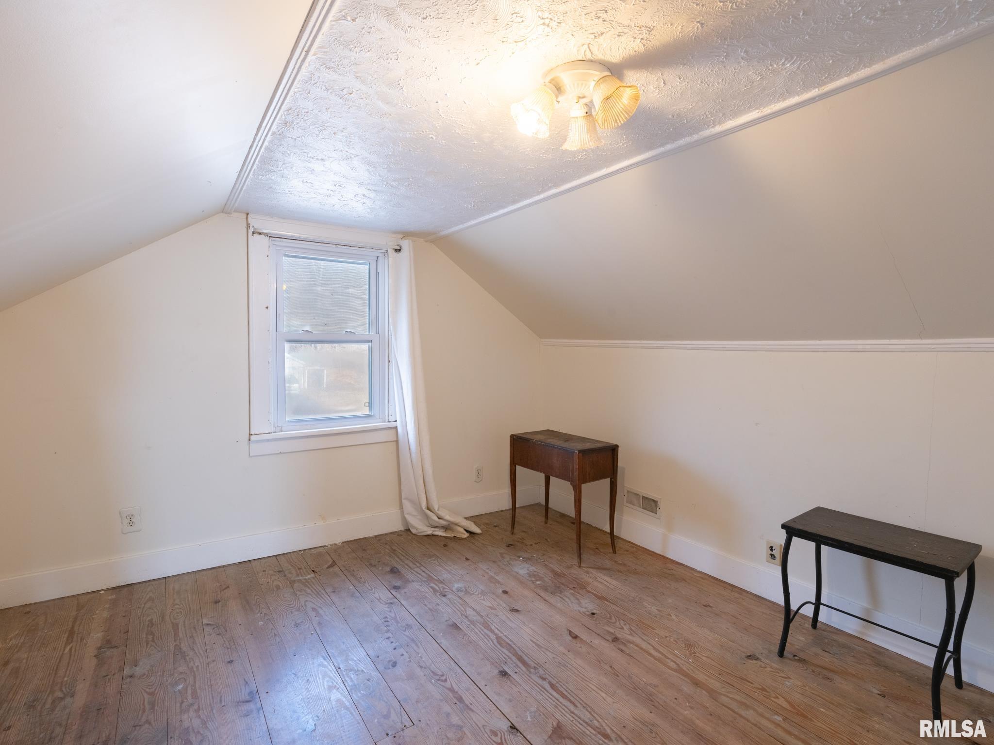 4110 West Southport Road Peoria, IL 61615 - Photo 25 of 35