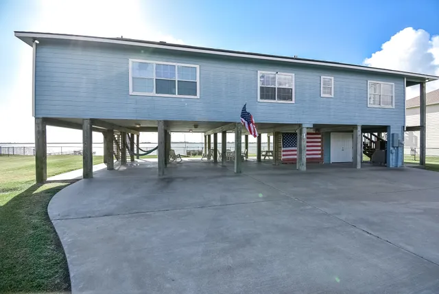 a house view with a outdoor space