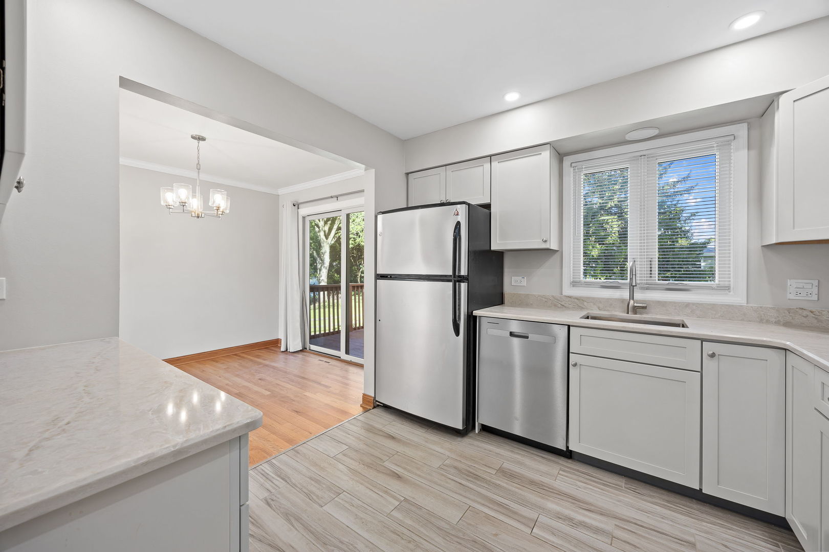 588 Kohley Road Lisle, IL 60532 - Photo 10 of 34 Gallery Image 10