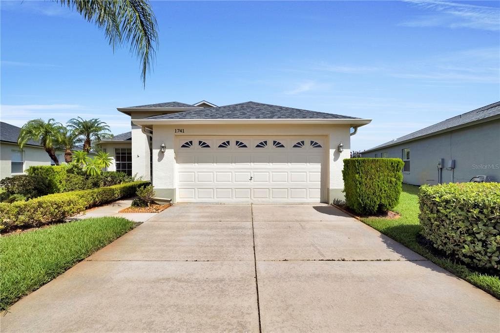 1741 Arbor Knoll Loop Trinity, FL 34655 - Photo 3 of 39