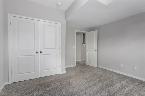 $535,000 | 717 Riverwood Drive, Liberty, MO 64068