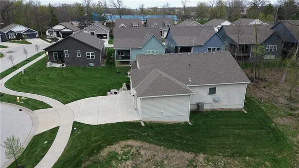 $535,000 | 717 Riverwood Drive, Liberty, MO 64068