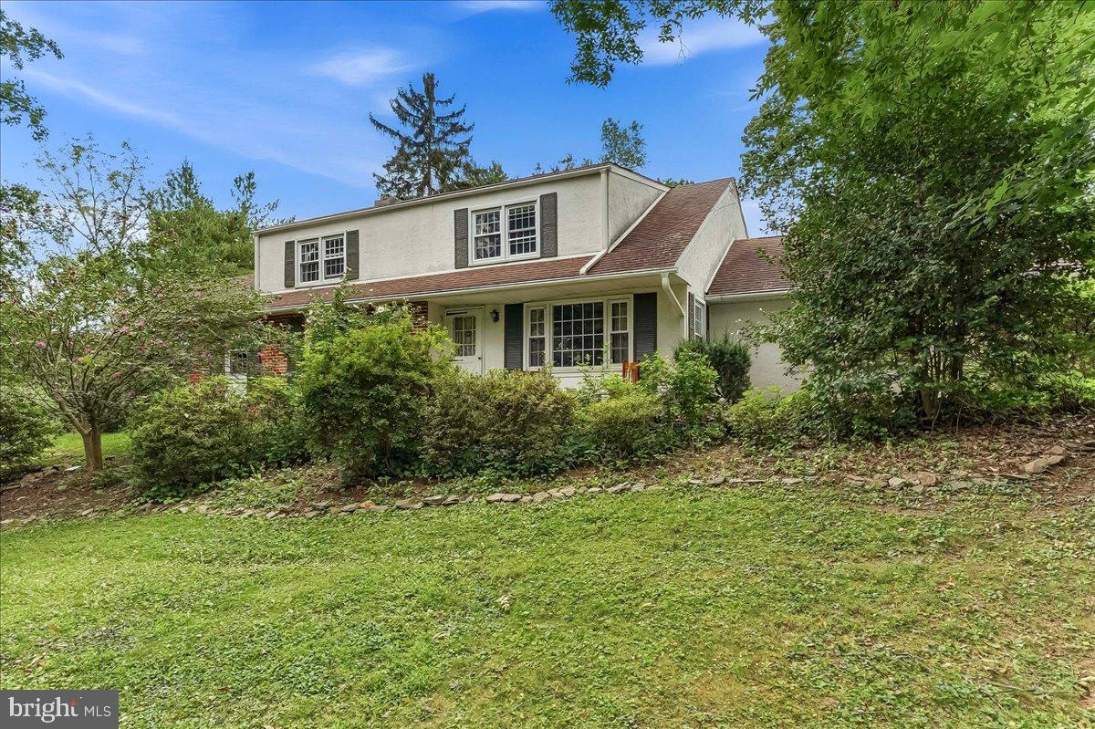1336 Lindsay Lane Rydal, PA 19046 - Photo 39 of 44 Your Name will be on the Mailbox Soon!