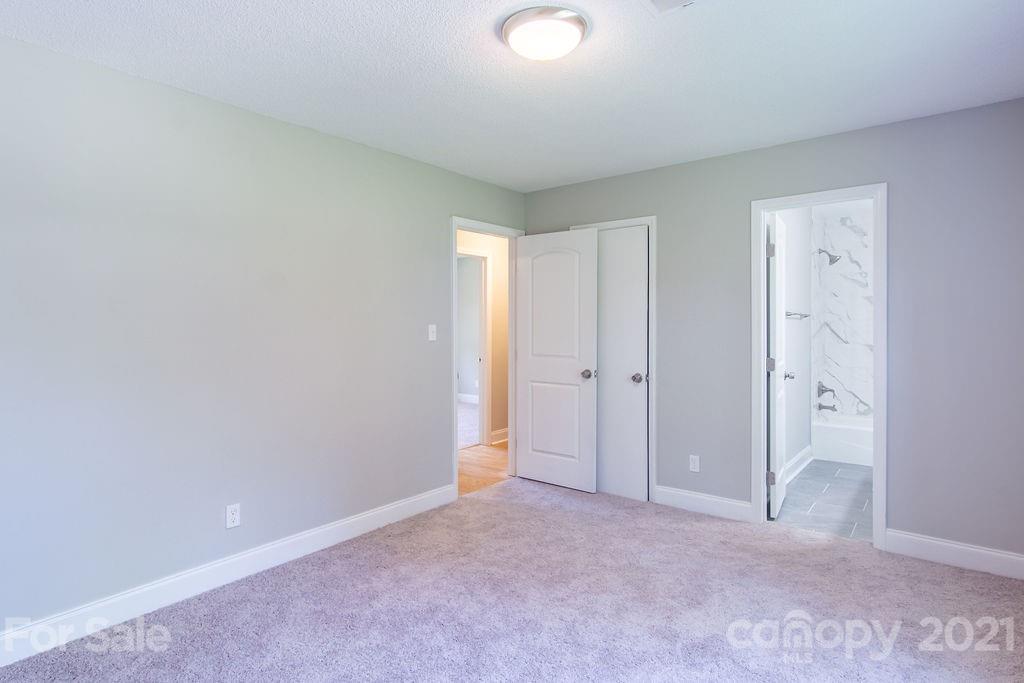 721 Rome Court Charlotte, NC 28209 - Photo 15 of 21 a view of an empty room and closet area