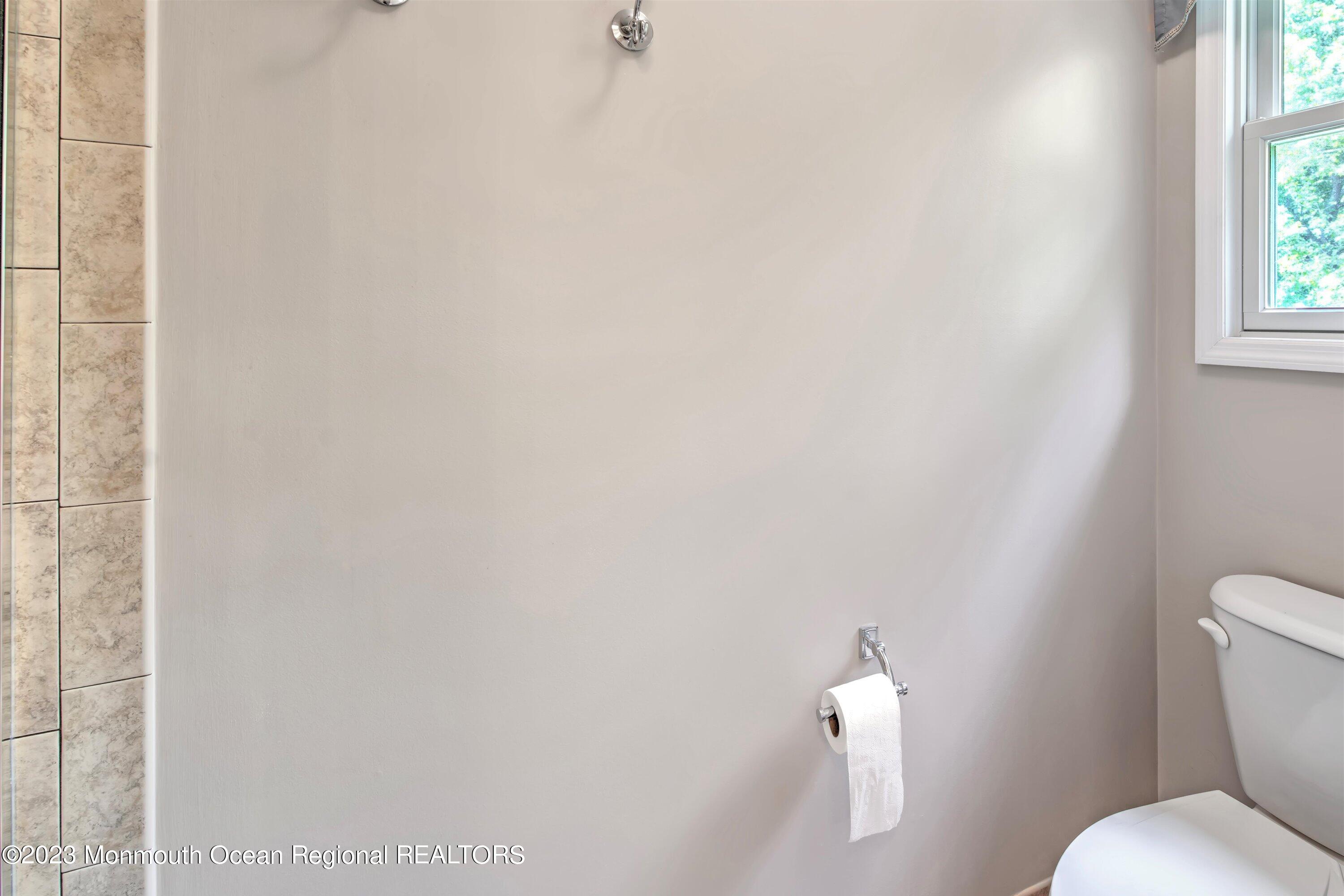 45 Cherry Tree Lane Cream Ridge, NJ 08514 - Photo 30 of 55 30-MASTER BATHROOM