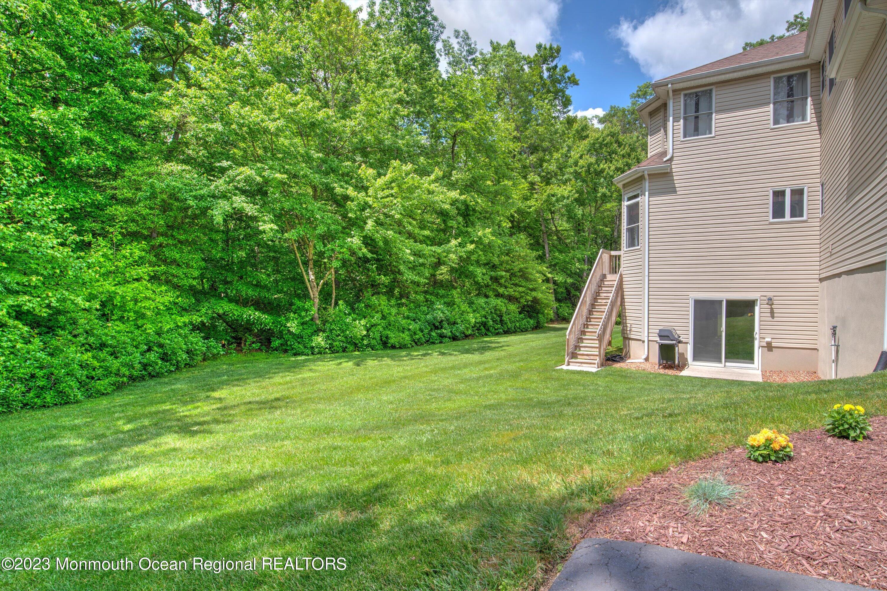 45 Cherry Tree Lane Cream Ridge, NJ 08514 - Photo 50 of 55 50-BACK YARD
