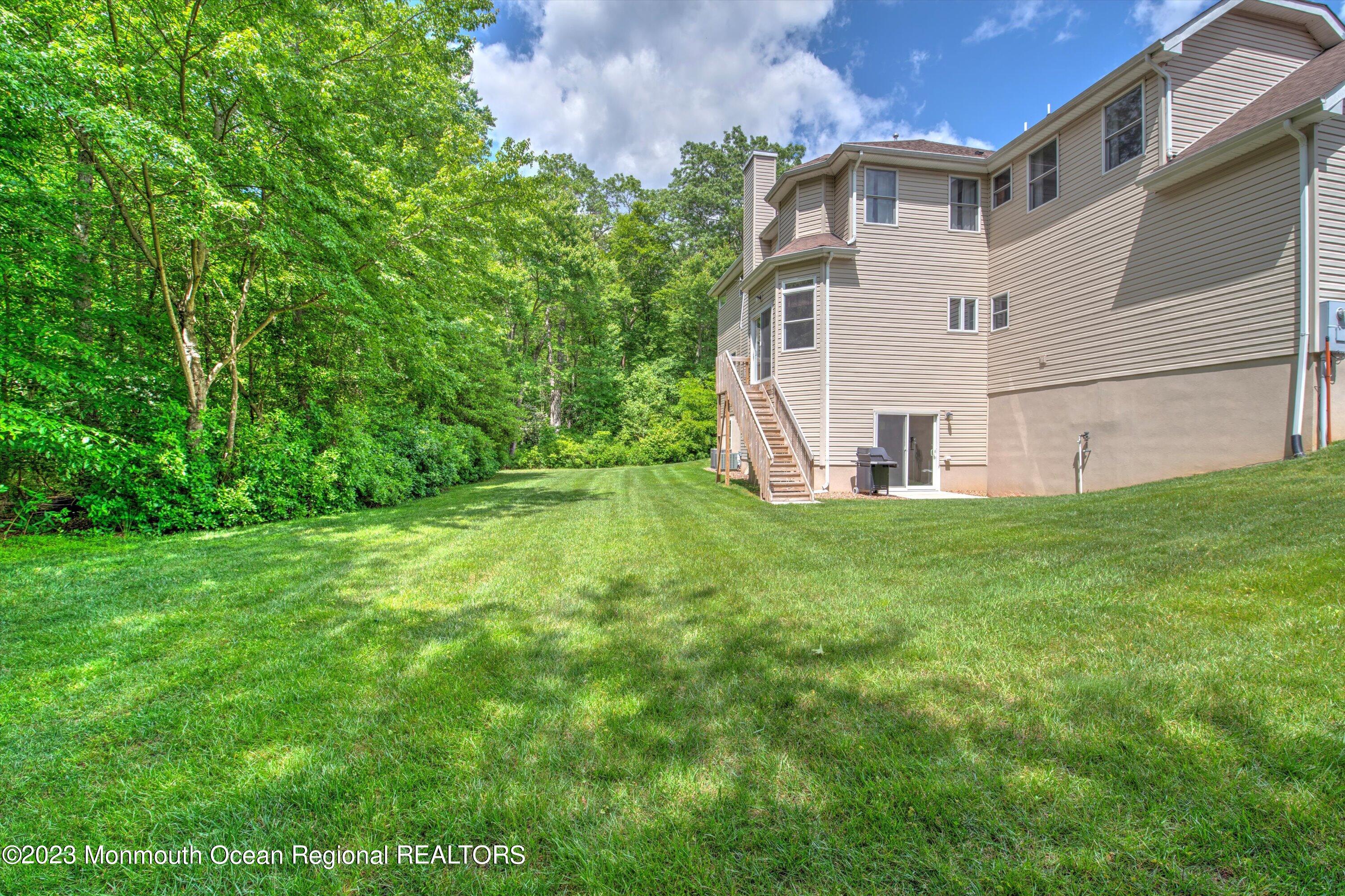 45 Cherry Tree Lane Cream Ridge, NJ 08514 - Photo 52 of 55 52-BACK YARD