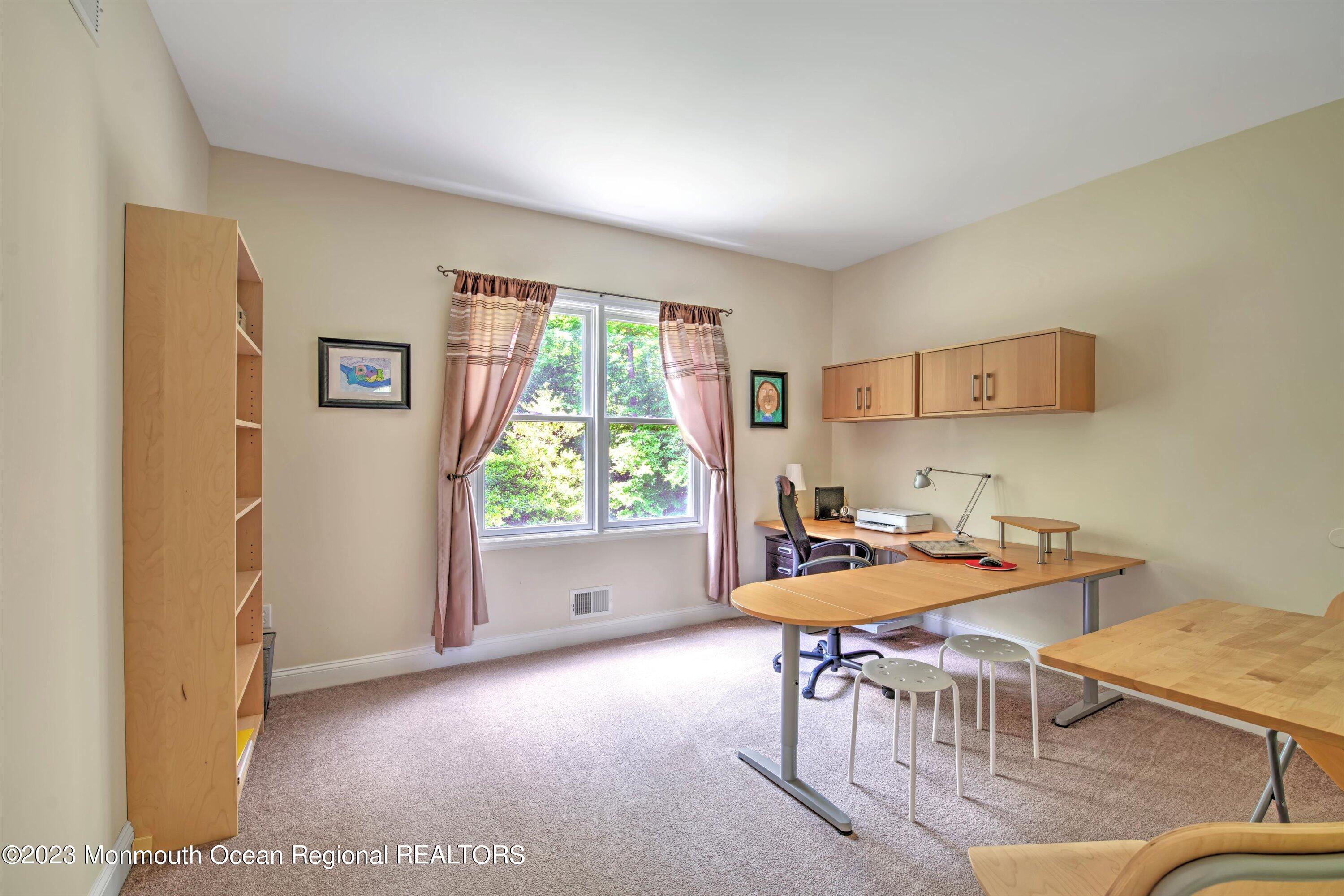 45 Cherry Tree Lane Cream Ridge, NJ 08514 - Photo 9 of 55 09-OFFICE