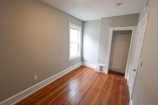 $4,100 | 23 Barry Street, Unit 3, Boston, MA 02125