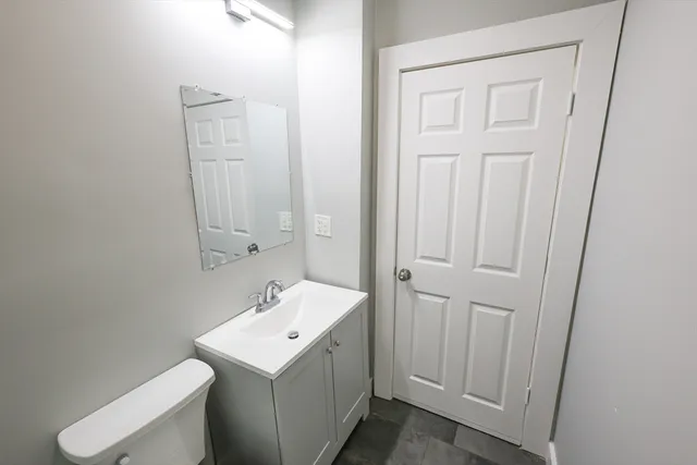 $4,100 | 23 Barry Street, Unit 3, Boston, MA 02125