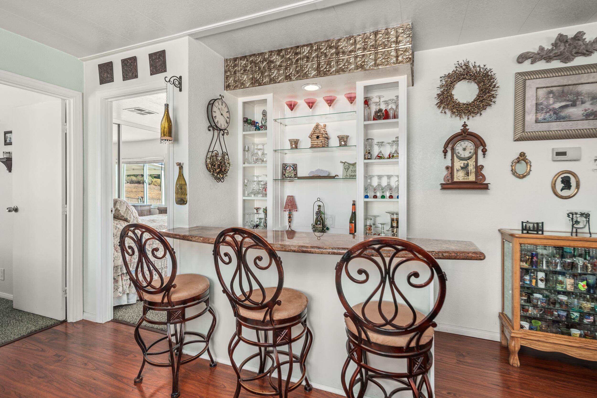 15040 Sandy Ridge Road Lake Elizabeth, CA 93532 - Photo 16 of 47 16 Bar and Hutch
