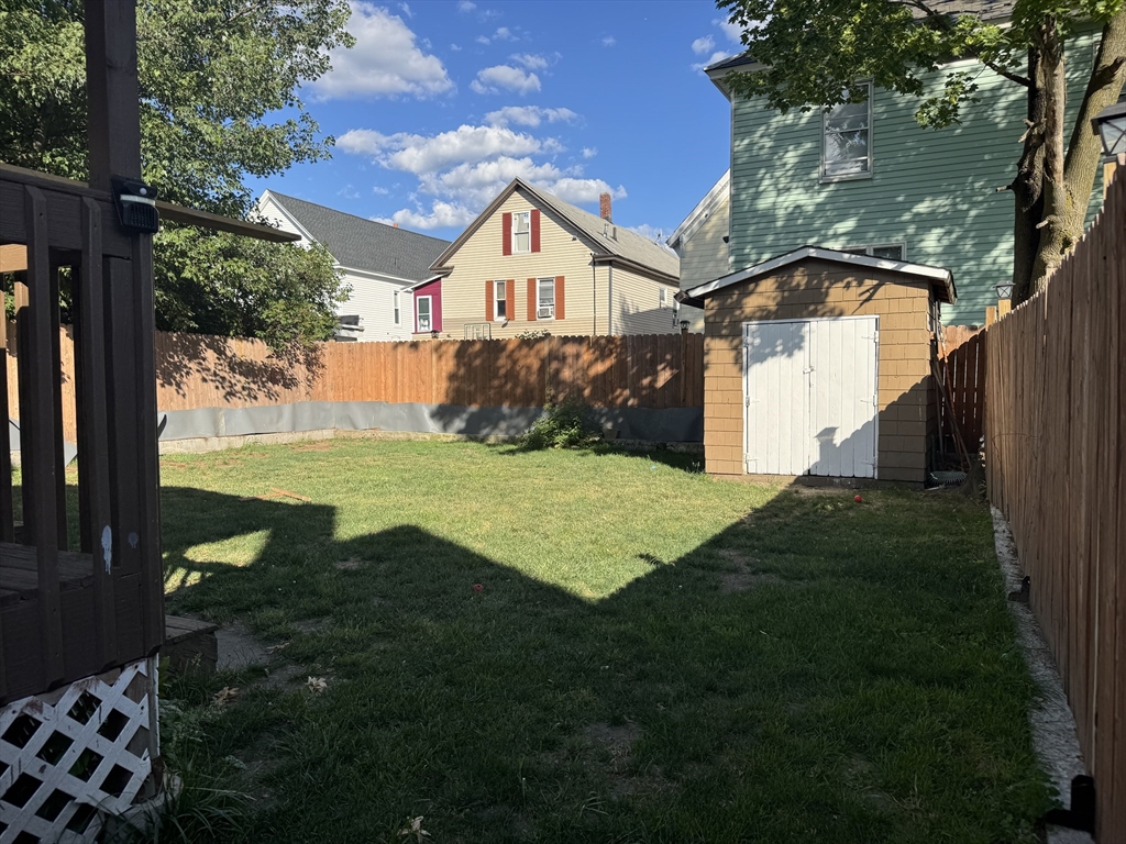 35 Farmland Road Lowell, MA 01850 - Photo 18 of 20