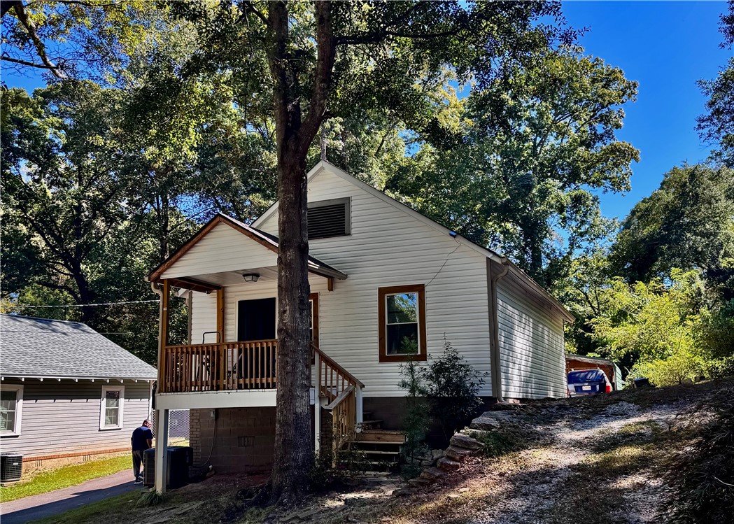 210 North Broad Street Westminster, SC 29693 - Photo 2 of 19