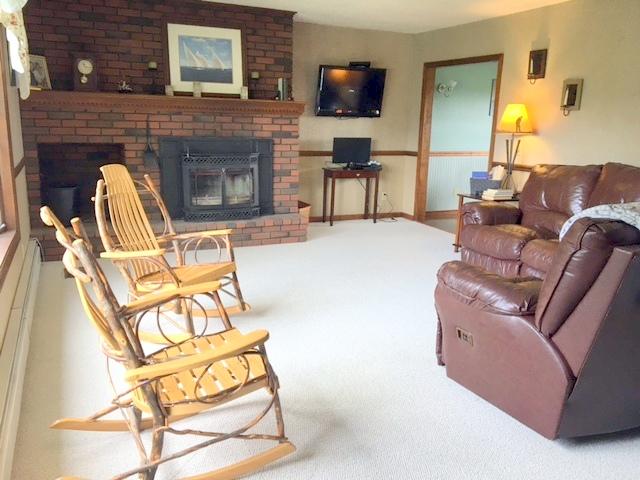 380 Neck Road South China, ME 04358 - Photo 9 of 34 Living room