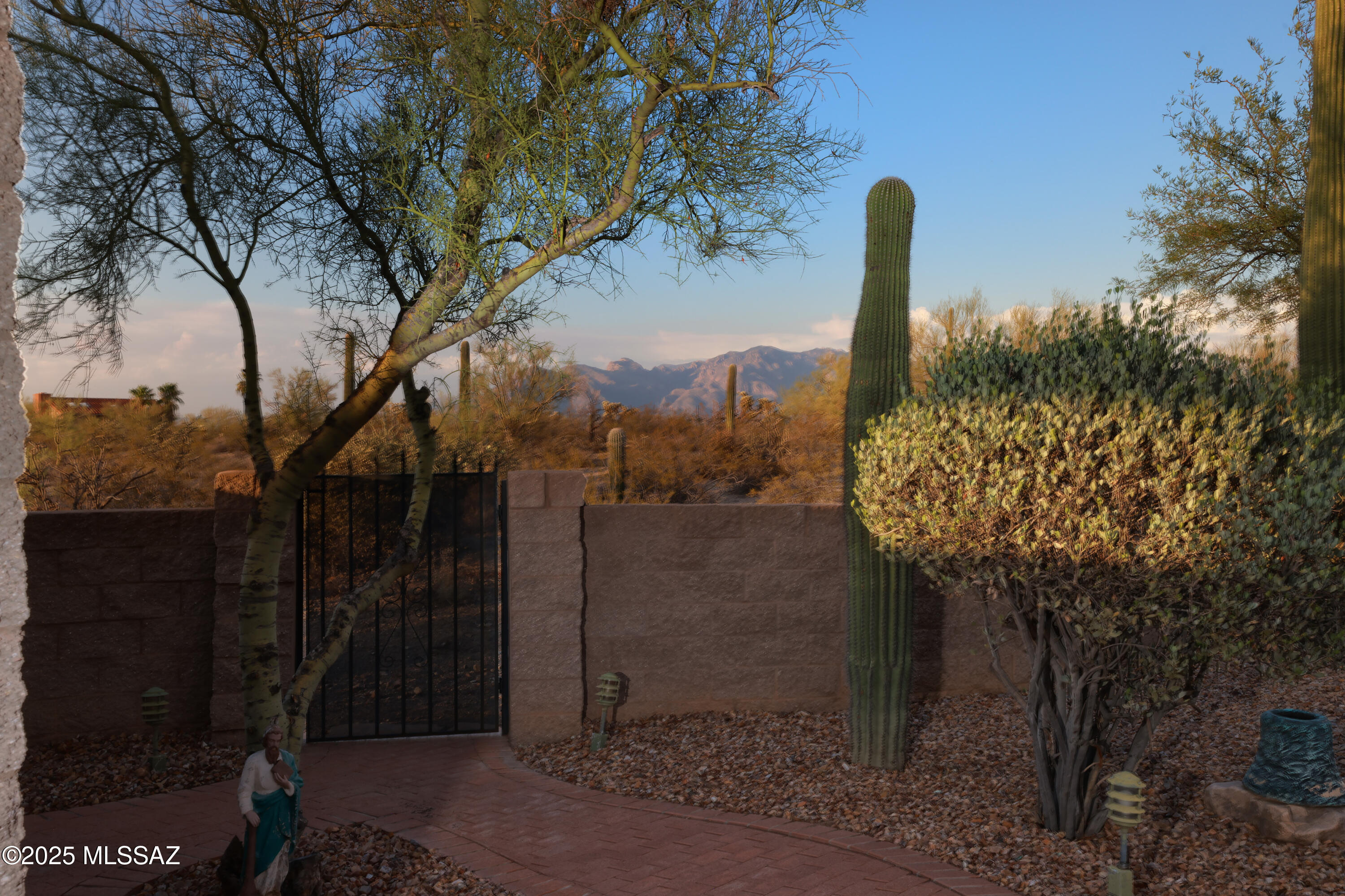 4460 West Crestview Road Tucson, AZ 85745 - Photo 9 of 51 Gallery Image 9