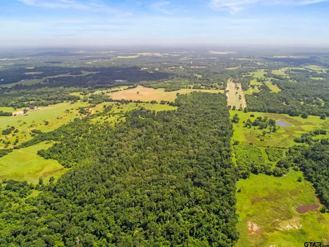 a view of an ocean view