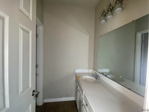 $189,900 | 40330 Coldwater Landing, Gonzales, LA 70737