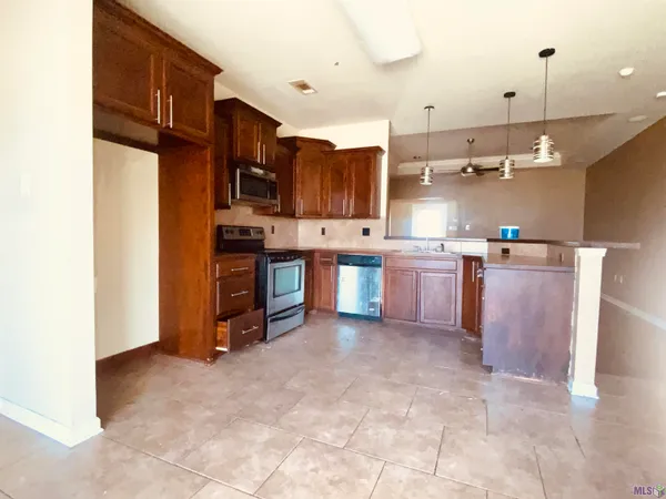 $189,900 | 40330 Coldwater Landing, Gonzales, LA 70737