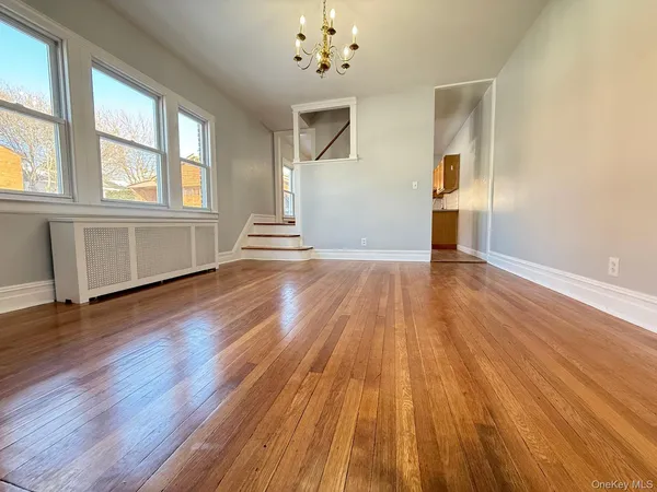 $4,200 | 7 Flower Street, New Rochelle, NY 10801