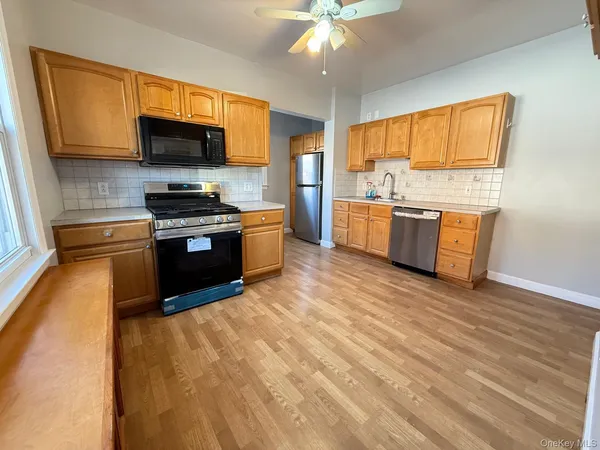 $4,200 | 7 Flower Street, New Rochelle, NY 10801