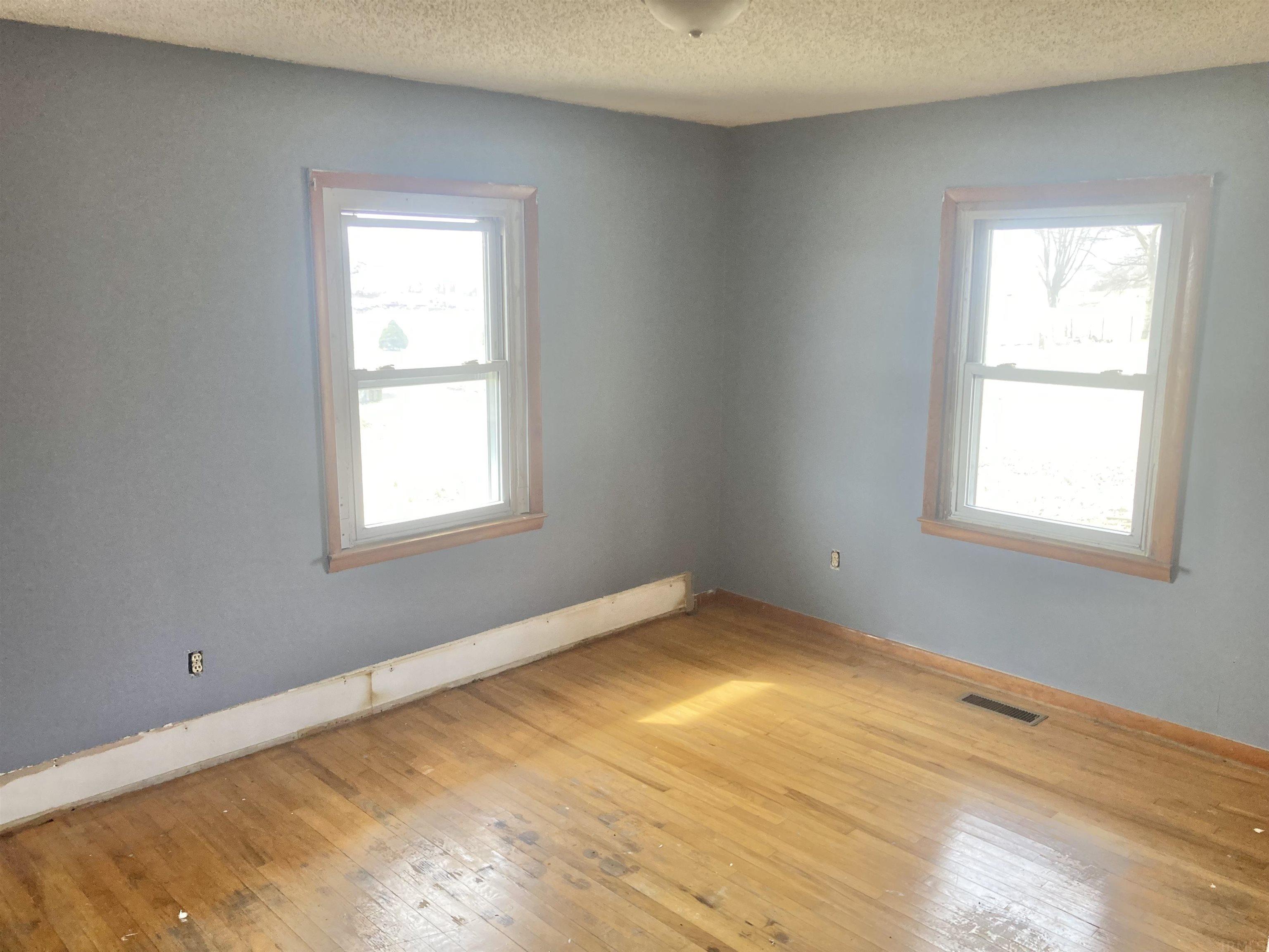 2735 South Sievers Ext Road Vincennes, IN 47591 - Photo 11 of 12