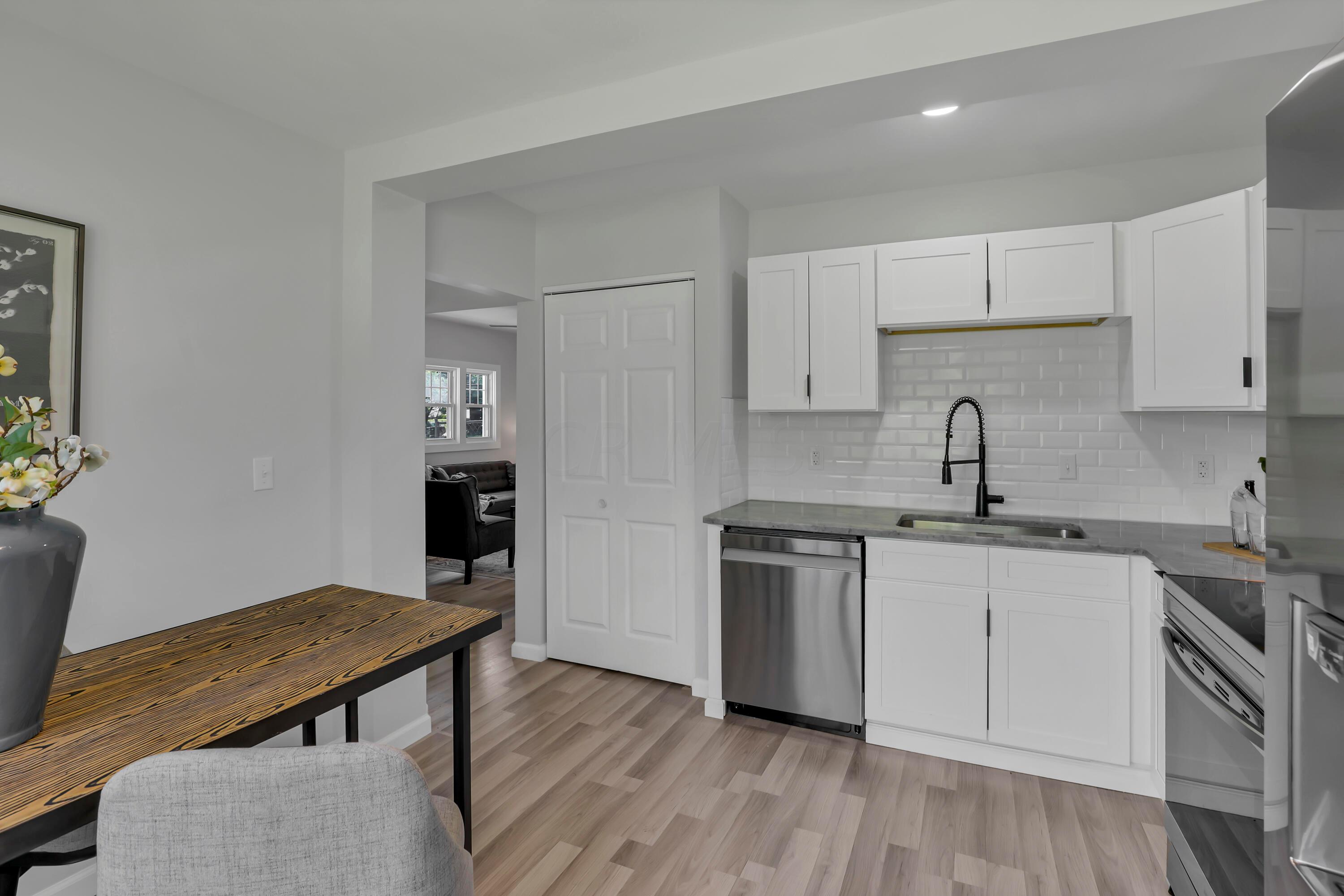 3375 Karl Road Columbus, OH 43224 - Photo 13 of 45 great looking kitchen!