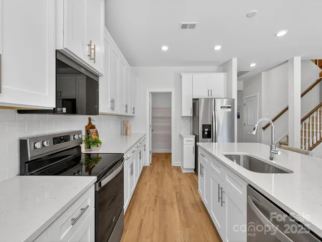 $369,680 | 119 Heritage Vly Court, Mocksville, NC 27028