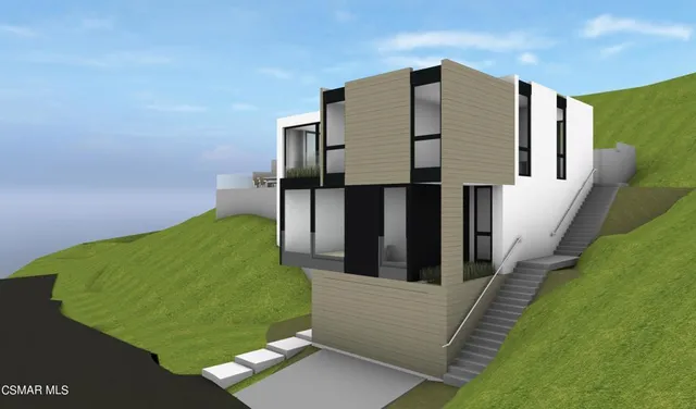 a view of a back yard of the house