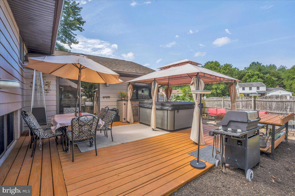 32 Millbridge Road Clementon, NJ 08021 - Photo 14 of 21 a outdoor space with a patio