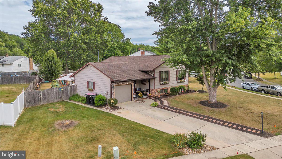 32 Millbridge Road Clementon, NJ 08021 - Photo 17 of 21 a front view of a house with garden
