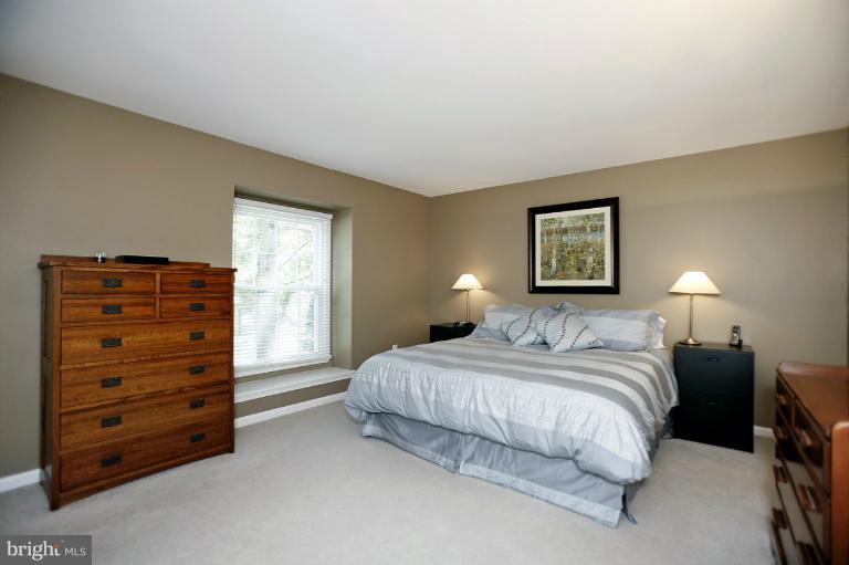 9229 Rockefeller Lane Springfield, VA 22153 - Photo 1 of 27 Bedroom (Master)