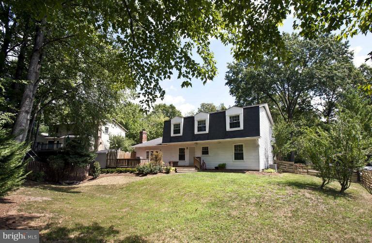 9229 Rockefeller Lane Springfield, VA 22153 - Photo 16 of 27 Exterior (Rear)