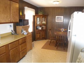 194 Green Valley Road Bristol, VA 24202 - Photo 3 of 8 Photo 3