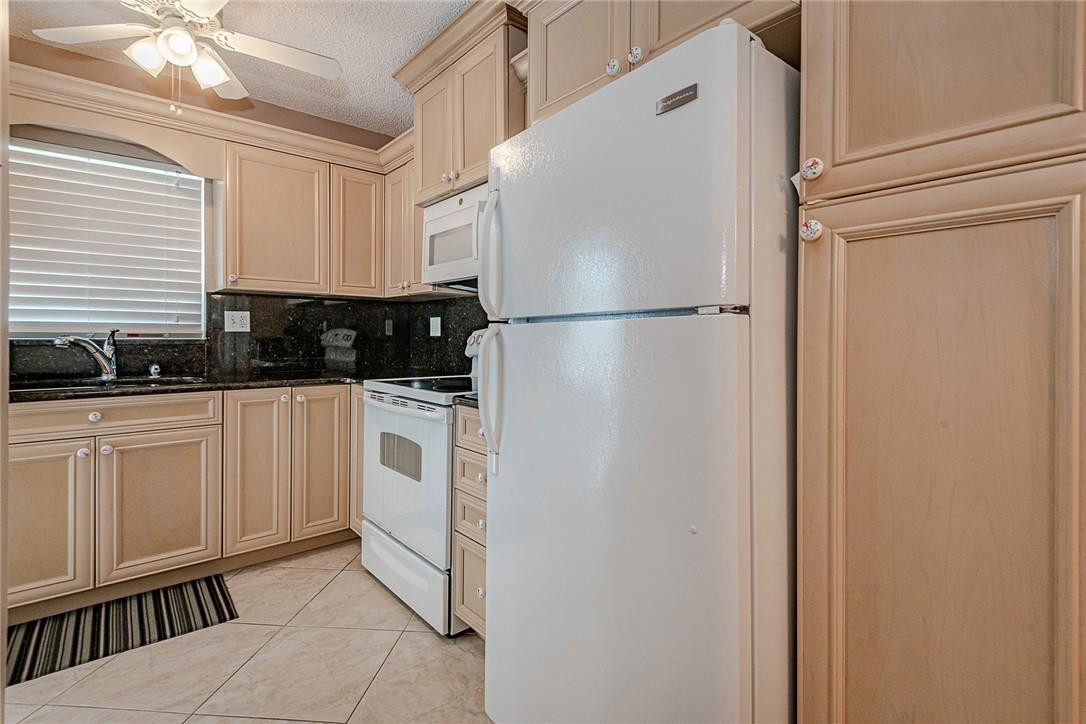 2100 Northeast 38th Street, Unit 208 Lighthouse Point, FL 33064 - Photo 10 of 28 Photo 10
