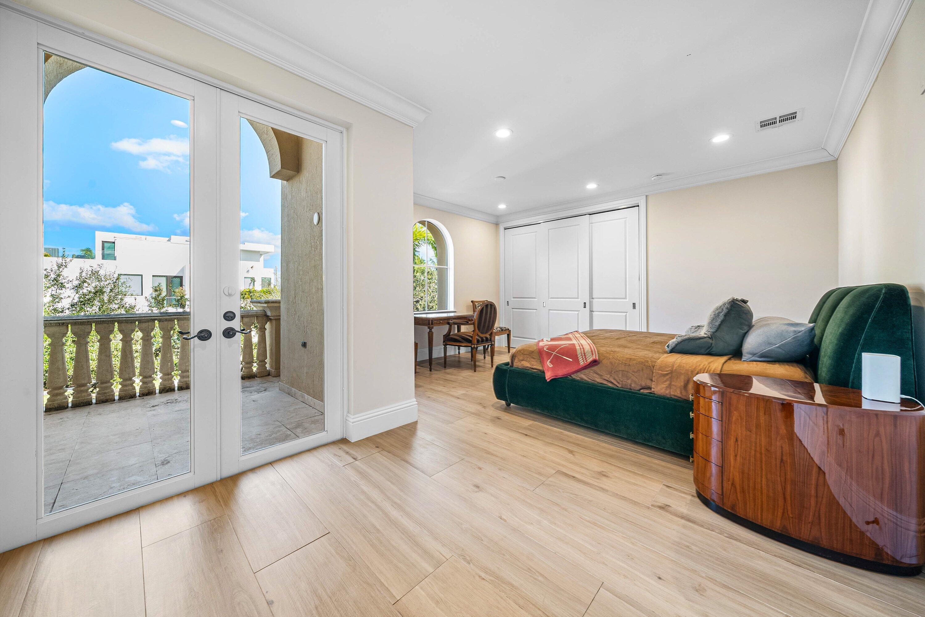 398 Northeast 7th Street Boca Raton, FL 33432 - Photo 50 of 74 046-398Northeast7thStreet-BocaRaton-FL-3