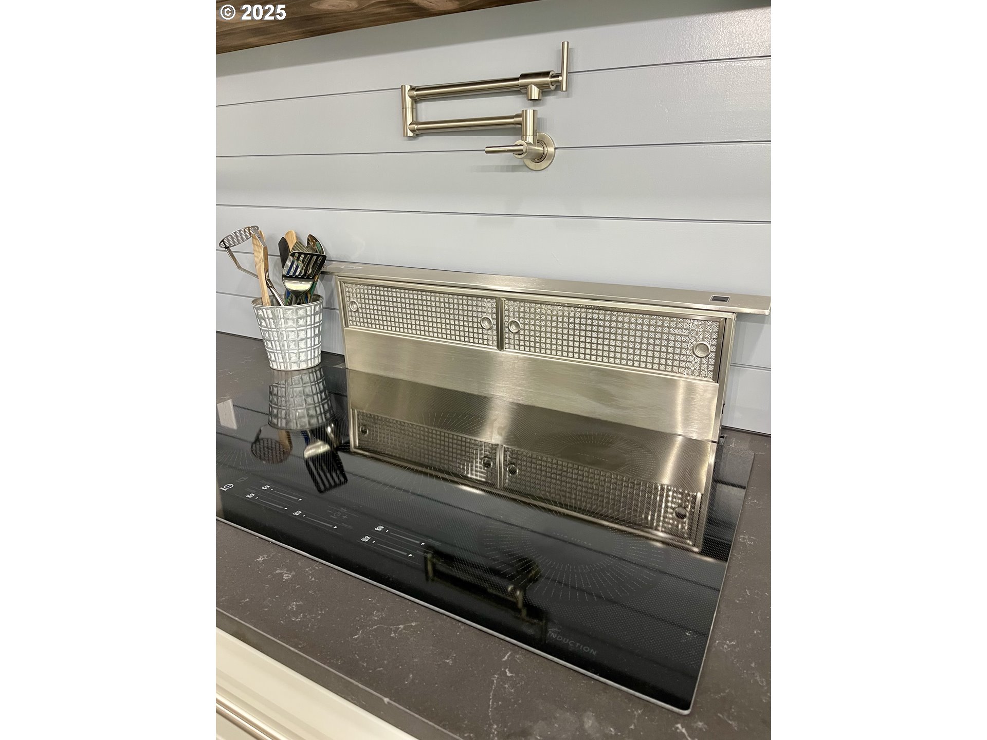 905 Bellevue Drive Reedsport, OR 97467 - Photo 12 of 37 a close view of sink and tap