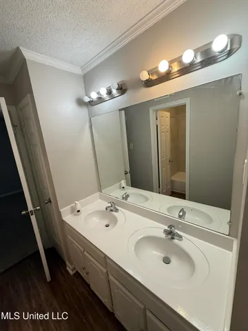 $260,000 | 9893 Cherokee Drive, Olive Branch, MS 38654