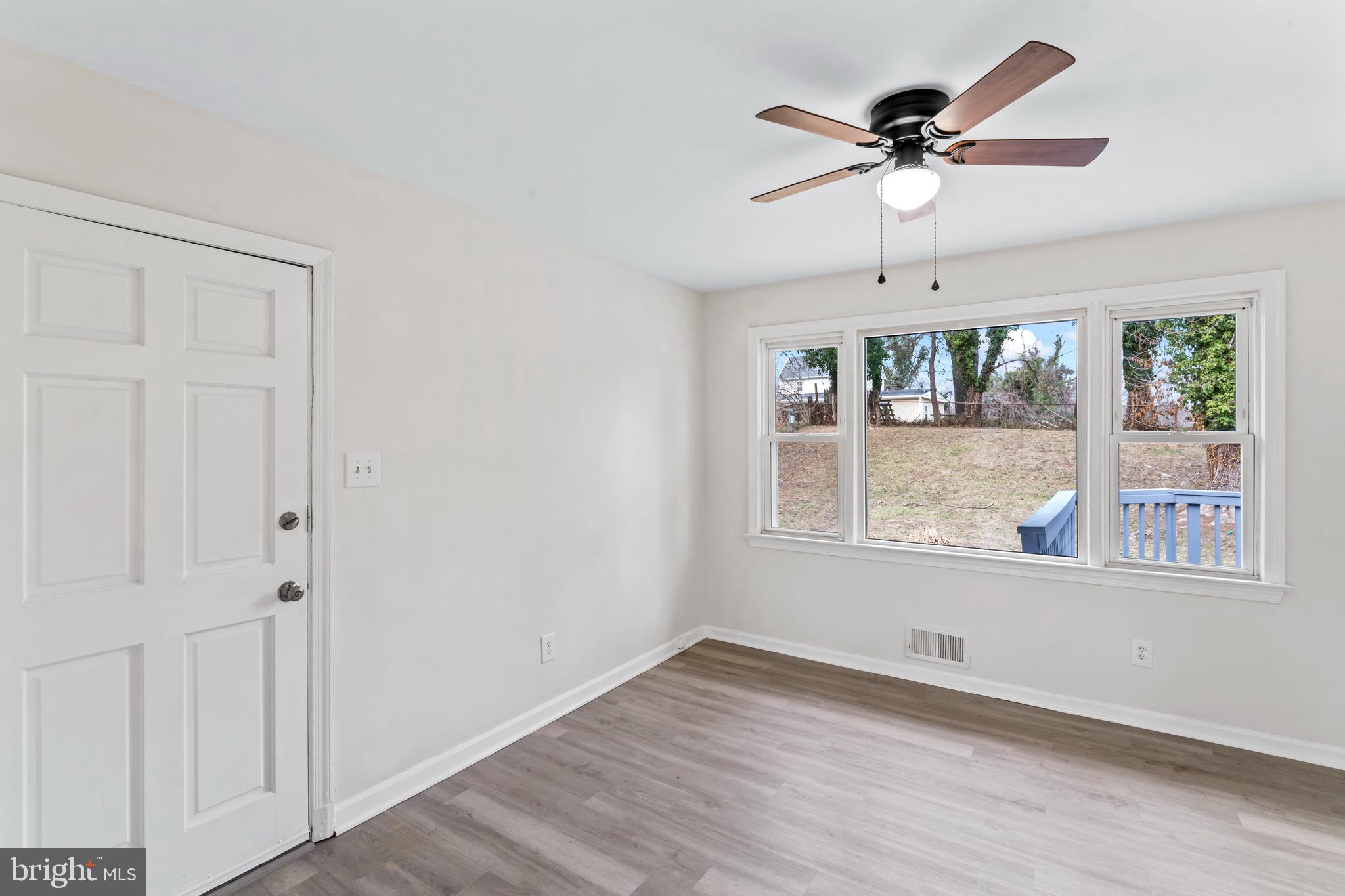 4502 Henderson Road Temple Hills, MD 20748 - Photo 10 of 65