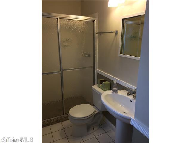 3261 Polo Road Winston-Salem, NC 27106 - Photo 13 of 16 Master Bath/Spa.