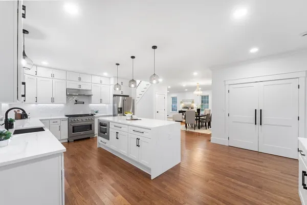 $1,300,000 | 434 Sumner Street, Stoughton, MA 02072