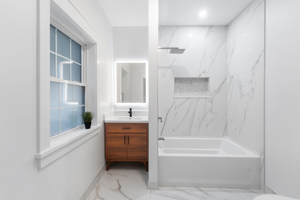 434 Sumner Street Stoughton, MA 02072 - Photo 31 of 32