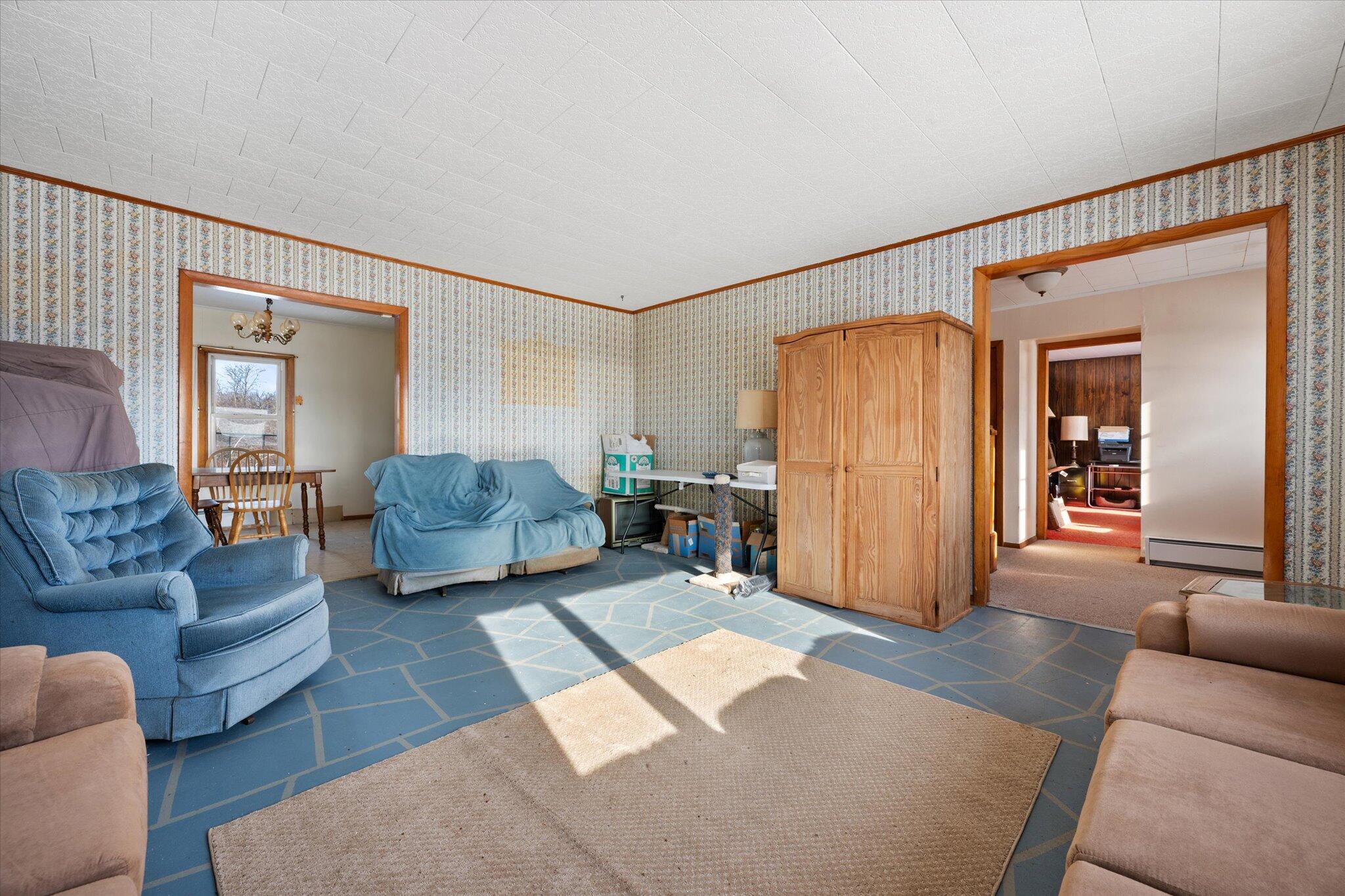 942 Mason Bay Road Jonesport, ME 04649 - Photo 18 of 54 Living room