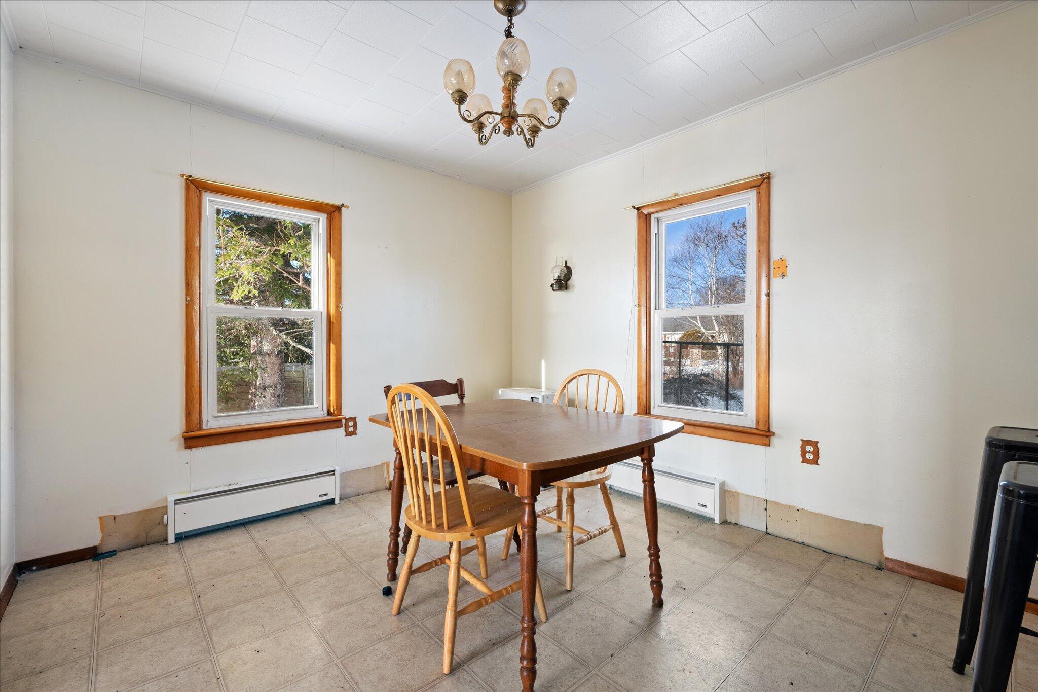 942 Mason Bay Road Jonesport, ME 04649 - Photo 20 of 54 Dining room