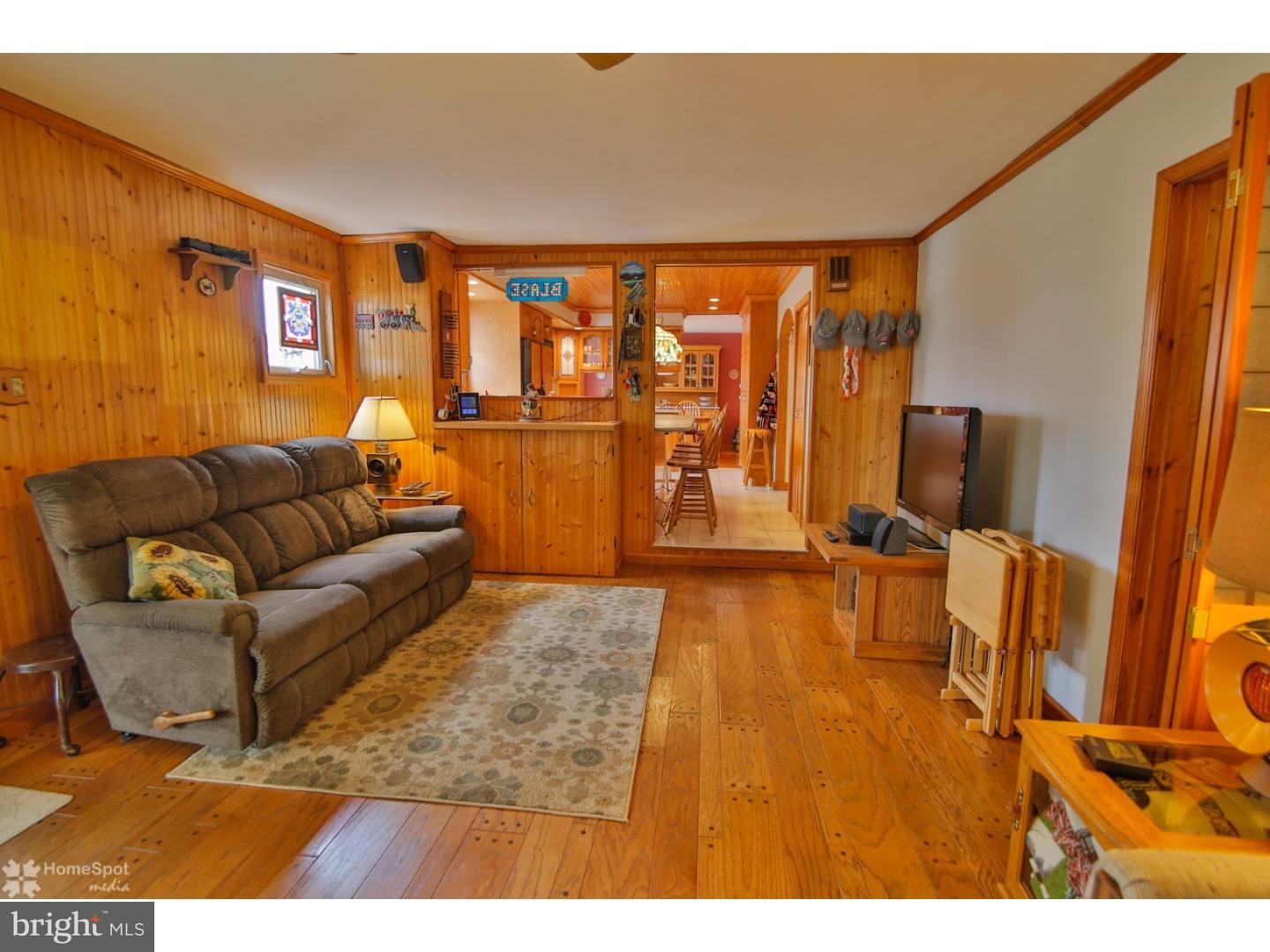 919 Phillips Road Warminster, PA 18974 - Photo 11 of 25 Gallery Image 11