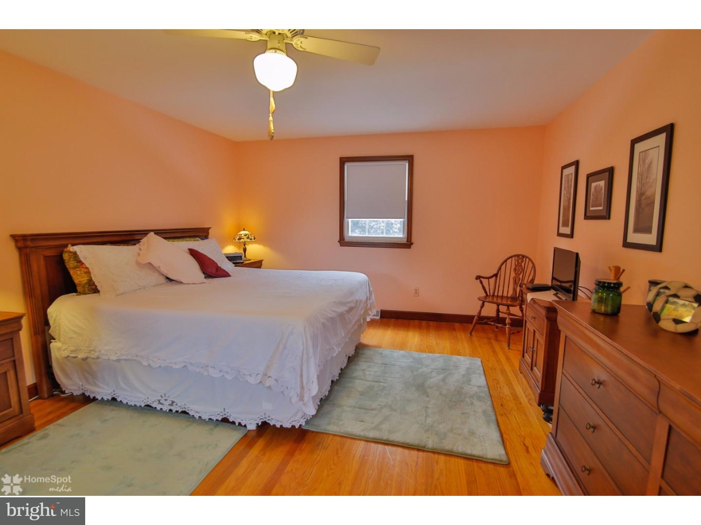 919 Phillips Road Warminster, PA 18974 - Photo 14 of 25 Gallery Image 14