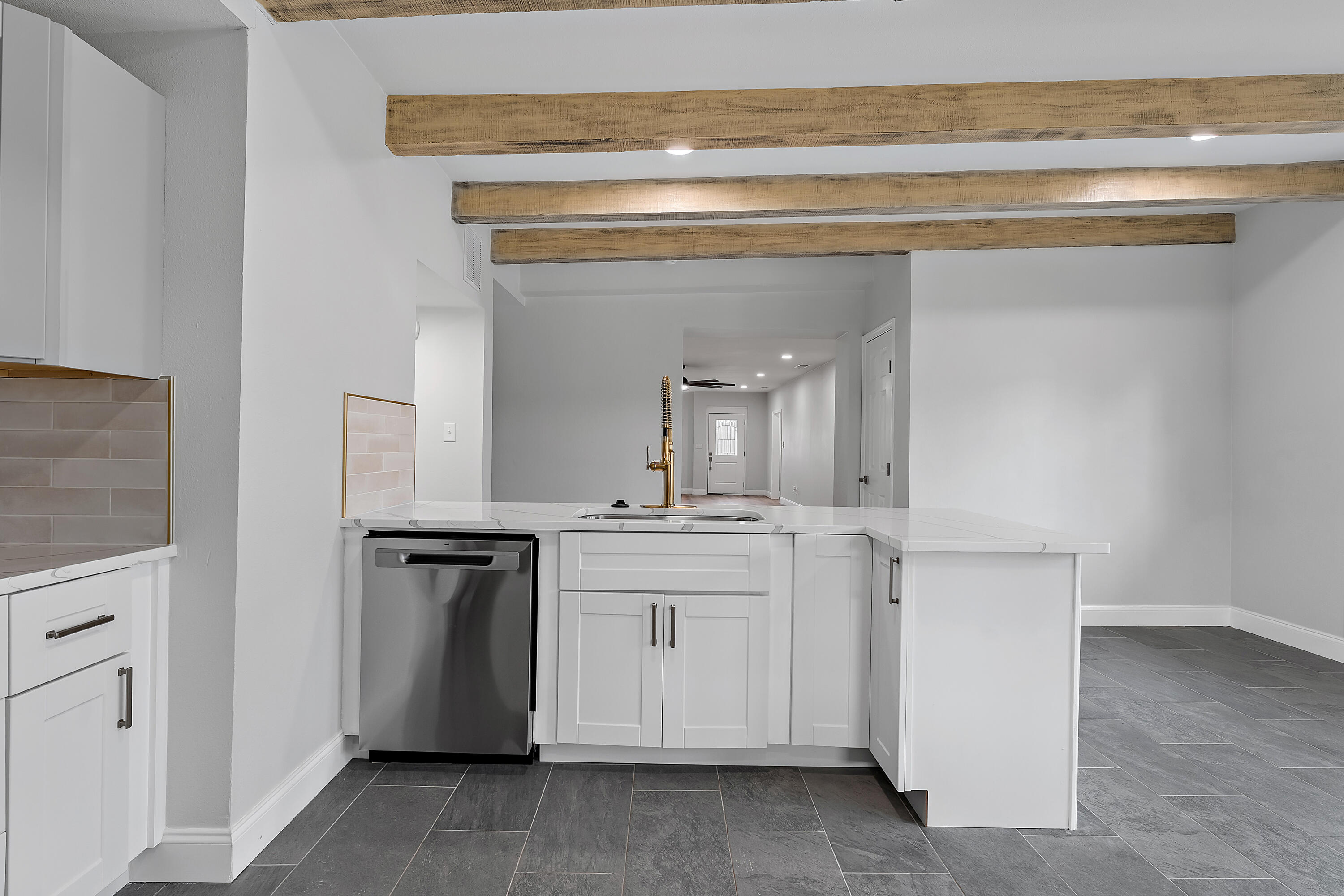 4403 17th Street Lubbock, TX 79416 - Photo 17 of 48 DSC03776