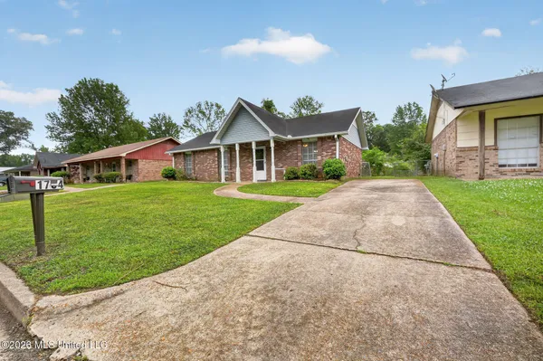 $99,000 | 1704 Brookhollow Circle, Jackson, MS 39212
