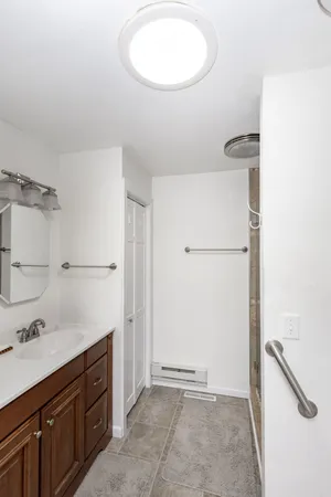 $320,000 | 207 4th Avenue Southeast, Hillsboro, ND 58045